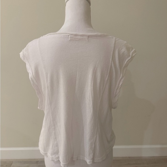Free People We The Free White V-Neck Tank Top T-Shirt - Picture 4 of 5